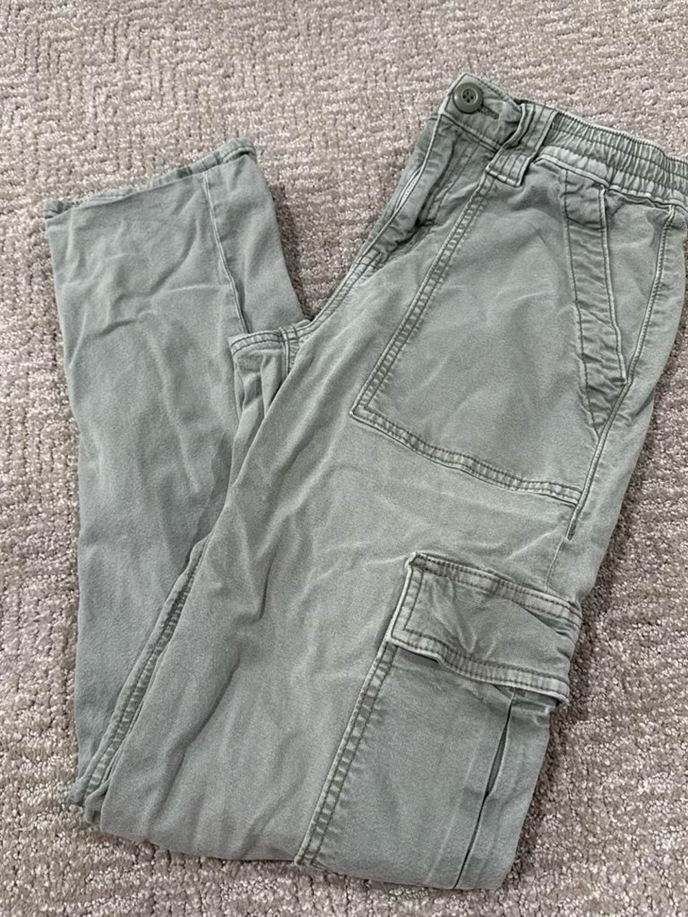 American Eagle Cargo Pants Olive Green